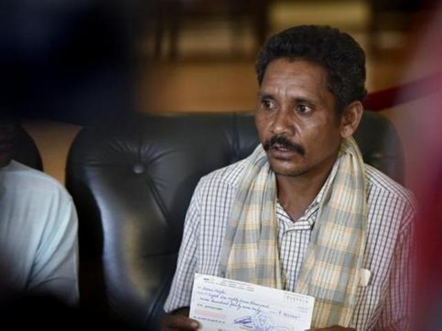 Dana Majhi, a poor tribal from Odisha who drew sympathy after he had to walk over 10 km carrying his dead wife on shoulder, is now a millionaire with donations and help pouring in, including from Bahrain’s Prime Minister. (Virendra Singh Gosain/HTPhoto)