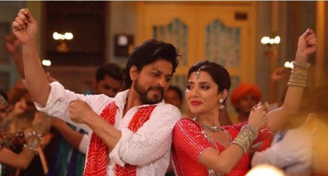 Shah Rukh and Mahira Khan in a promotional still from Udi Udi Jaye song from Raees.