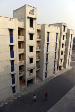 DDA flats in Sector 34, Rohini, in New Delhi. (Sushil Kumar/HT PHOTO) DDA flats in Sector 34, Rohini, in New Delhi. (Sushil Kumar/HT PHOTO)