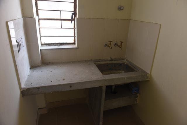 Space for one: A kitchen in DDA’s housing project in Rohini. (Sushil Kumar/HT PHOTO) Space for one: A kitchen in DDA’s housing project in Rohini. (Sushil Kumar/HT PHOTO)