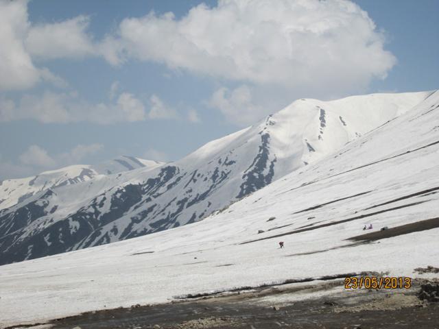 A brief stop. (Sabir Hussain/HT Photo) A brief stop. (Sabir Hussain/HT Photo)