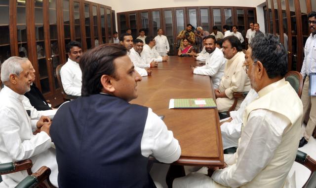 Chief minister holding a meeting at the Samajwadi Party’s war room. (HT Photo) Chief minister holding a meeting at the Samajwadi Party’s war room. (HT Photo)