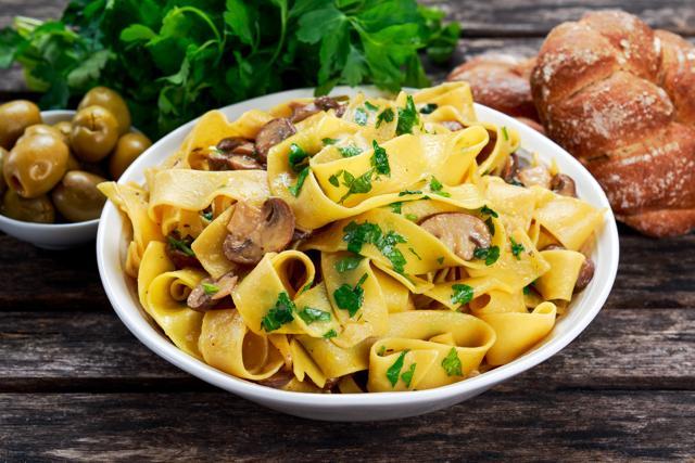 One-pot pasta is easy to make and is ideal for a potluck. (iStock) One-pot pasta is easy to make and is ideal for a potluck. (iStock)