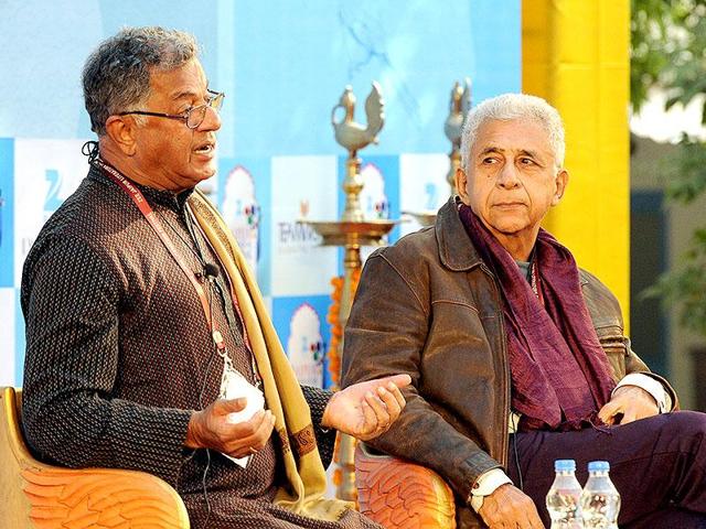 Girish Karnad and Naseeruddin Shah during JLF 2015. (HT archive) Girish Karnad and Naseeruddin Shah during JLF 2015. (HT archive)