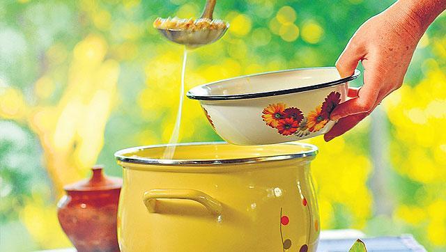 Nothing beats warm soup in winter. (HT Photo) Nothing beats warm soup in winter. (HT Photo)