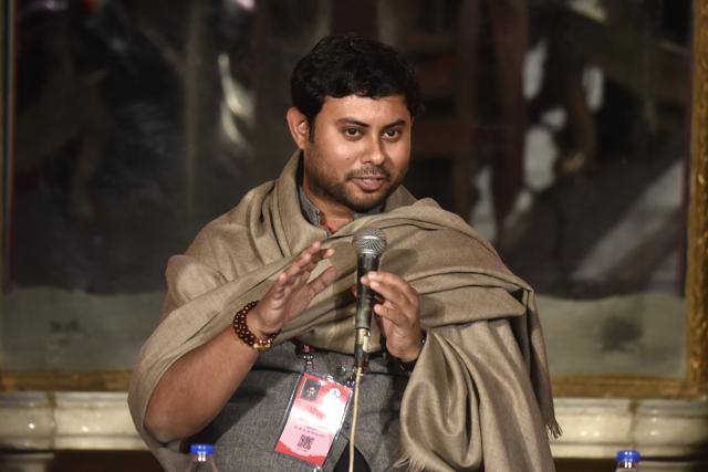 Hindol Sengupta at the Jaipur Literature Festival 2017 on Friday. (Saumya Khandelwal/HT Photo) Hindol Sengupta at the Jaipur Literature Festival 2017 on Friday. (Saumya Khandelwal/HT Photo)