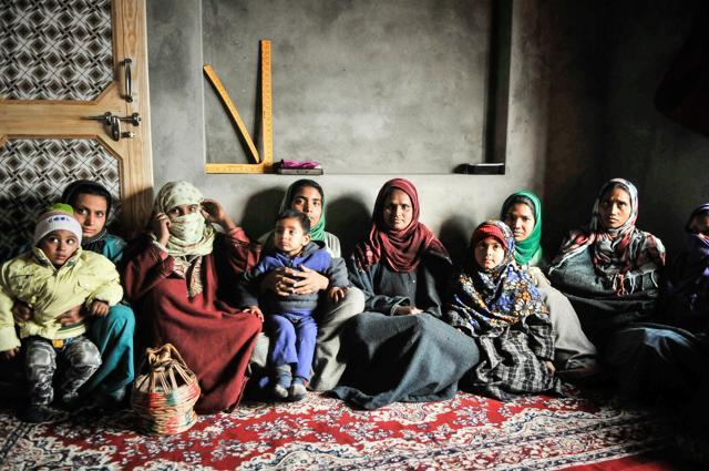 (Waseem Andrabi) (Waseem Andrabi)