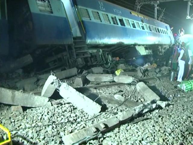 Derailed coaches of a Hirakhand express train from Jagdalpur to Bhubaneswar are seen near Kuneri station, in the state of Andhra Pradesh. (REUTERS)