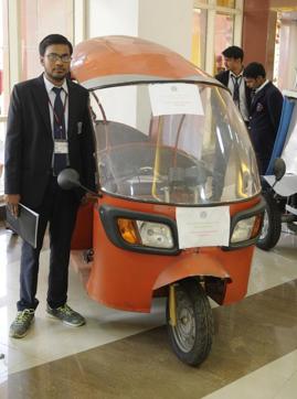 Model of e-rickshaw designed by a private engineering college students. (Deepak Gupta/HT photo) Model of e-rickshaw designed by a private engineering college students. (Deepak Gupta/HT photo)