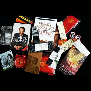 Biblio’s basic subscription boxes includes two to three theme-based books every month. Biblio’s basic subscription boxes includes two to three theme-based books every month.
