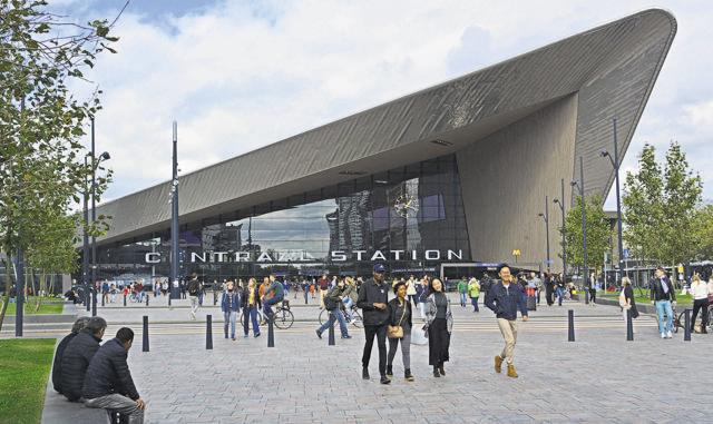 The arrow shape of the Central station indicates the progress of Rotterdam (Saubhadra Chatterji)