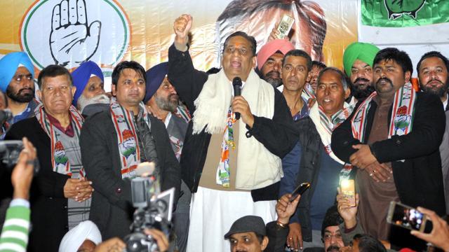 Congress candidate Ashwani Sekhri campaigning in Batala on Wednesday. (Keshav Singh/HT Photo) Congress candidate Ashwani Sekhri campaigning in Batala on Wednesday. (Keshav Singh/HT Photo)