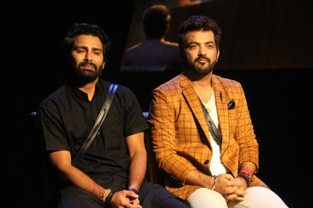 Will the Indiawale - Manveer or Manu create history?