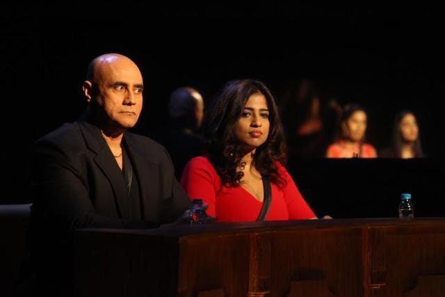 Actor Puneet Issar and RJ Mallishka attack commoners for being too violent on the show. (Colors)