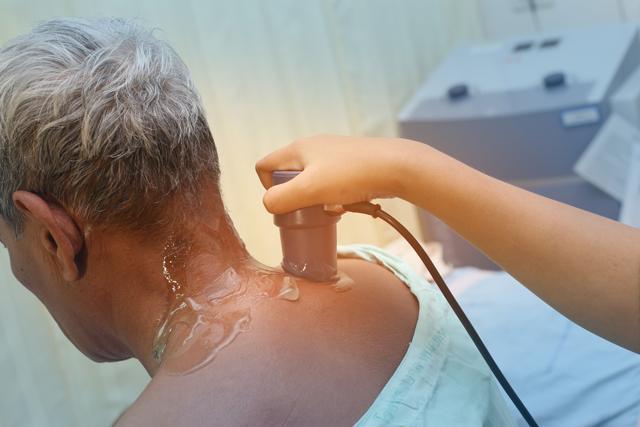 While it affects middle-aged and elderly people more, the young are increasingly complaining about the problem, thanks to the excessive use of computers and mobile phones. (Shutterstock)