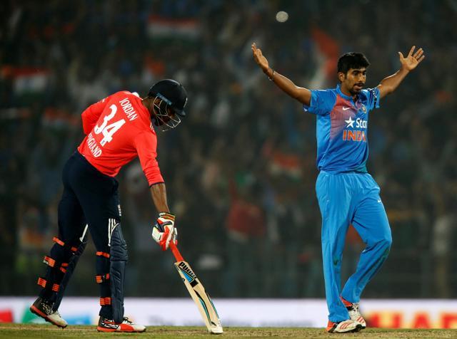 Cricket - India v England - Second T20 International - Vidarbha Cricket Association Stadium, Nagpur, India - 29/01/17. India's Jasprit Bumrah celebrates after winning the match. REUTERS/Danish Siddiqui (REUTERS) Cricket - India v England - Second T20 International - Vidarbha Cricket Association Stadium, Nagpur, India - 29/01/17. India's Jasprit Bumrah celebrates after winning the match. REUTERS/Danish Siddiqui (REUTERS)