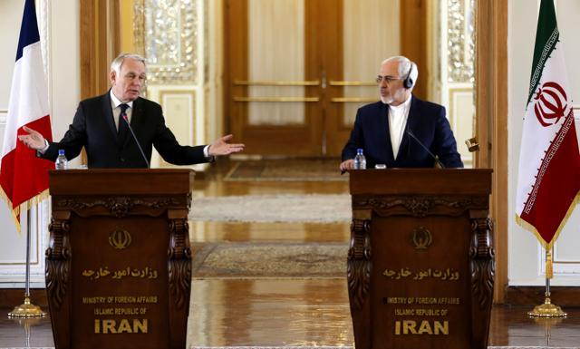 French foreign minister Jean-Marc Ayrault (left) and Iranian foreign minister Mohammad Javad Zarif give a press conference following their meeting in Tehran on Tuesday. (AFP) French foreign minister Jean-Marc Ayrault (left) and Iranian foreign minister Mohammad Javad Zarif give a press conference following their meeting in Tehran on Tuesday. (AFP)