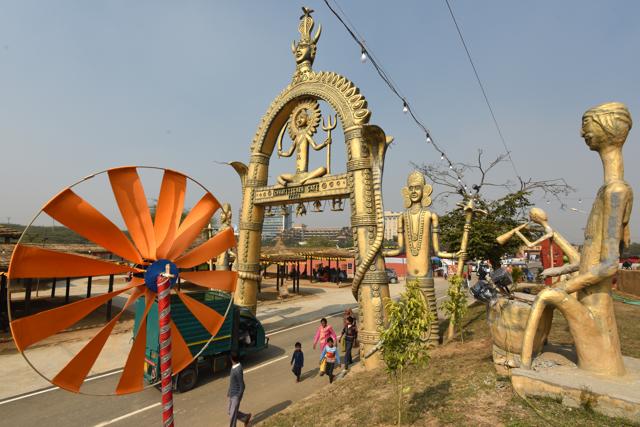 Preparations for the 15-day Surajkund Mela at Faridabad. (Virendra Singh Gosain/HT Photo) Preparations for the 15-day Surajkund Mela at Faridabad. (Virendra Singh Gosain/HT Photo)