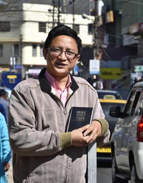 Presbyterian Pastor Zambolis Sawkmie is a Bible translator. The Bible was updated in the “Khasi Common Language” in 2016. (Ajay Aggarwal/HT Photo) Presbyterian Pastor Zambolis Sawkmie is a Bible translator. The Bible was updated in the “Khasi Common Language” in 2016. (Ajay Aggarwal/HT Photo)