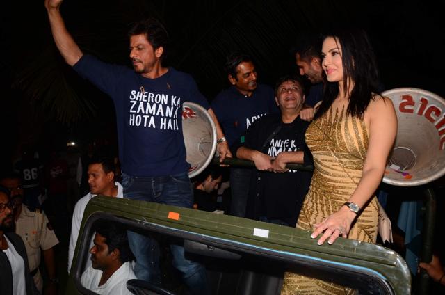 Shah Rukh Khan and Sunny Leone at the success party of Raees. (IANS) Shah Rukh Khan and Sunny Leone at the success party of Raees. (IANS)