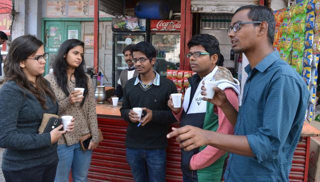 Youths discussing budget at a coffee shop in Allahabad. (HT Photo) Youths discussing budget at a coffee shop in Allahabad. (HT Photo)