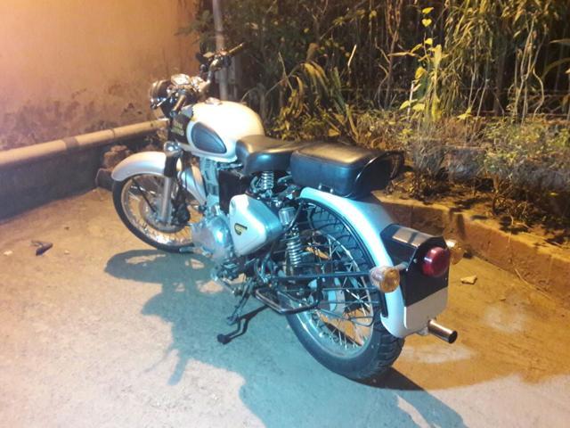 The criminals had come on a Bullet motorcycle. (HT Photo) The criminals had come on a Bullet motorcycle. (HT Photo)