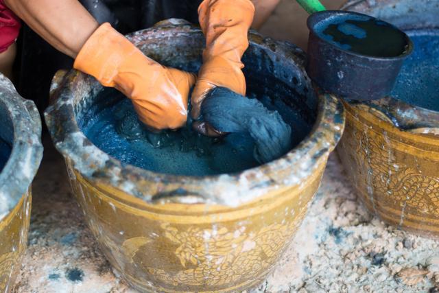 Traditional dyes enter streams and rivers, causing environmental pollution. (Shutterstock)