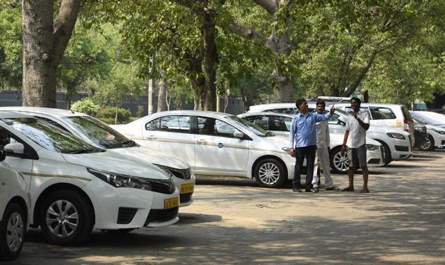 There is no stopping the mafia from encroaching on public land to run illegal parking. (Hindustan Times) There is no stopping the mafia from encroaching on public land to run illegal parking. (Hindustan Times)