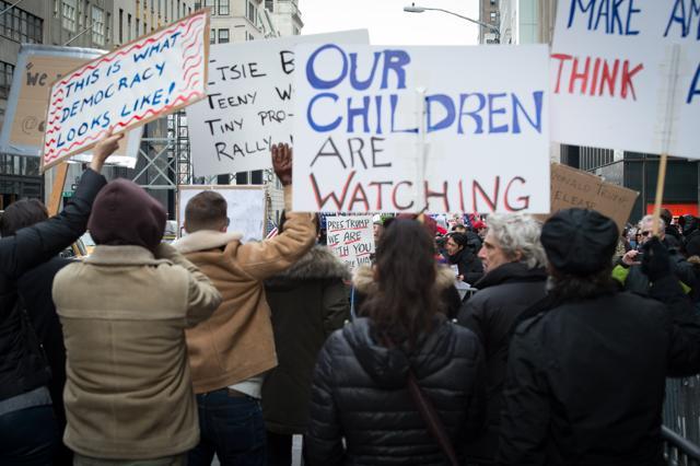 Anti-Trump protesters spar with supporters of US President Donald Trump during a rally near Trump Tower on Fifth Avenue. (AFP photo) Anti-Trump protesters spar with supporters of US President Donald Trump during a rally near Trump Tower on Fifth Avenue. (AFP photo)
