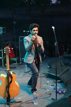 Kenny Sebastian was a hit with the students. (Prabhas Roy/HT Photo)