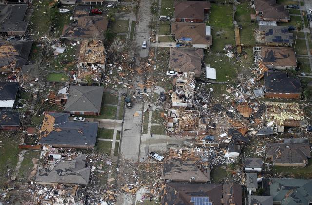 Destroyed and damaged homes are seen in this aerial photo after a tornado tore through the eastern neighborhood in New Orleans, on February 7, 2017. (AP) Destroyed and damaged homes are seen in this aerial photo after a tornado tore through the eastern neighborhood in New Orleans, on February 7, 2017. (AP)