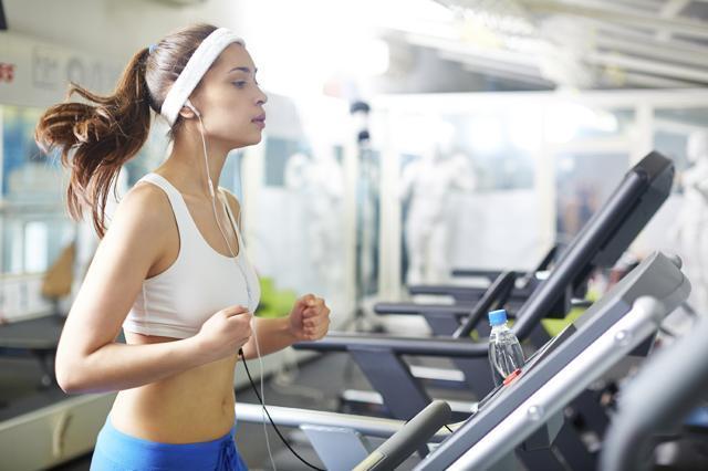 Running on treadmill (or any other endurance training) helps repair damaged DNA and initiates heart tissue repair. (iStock)