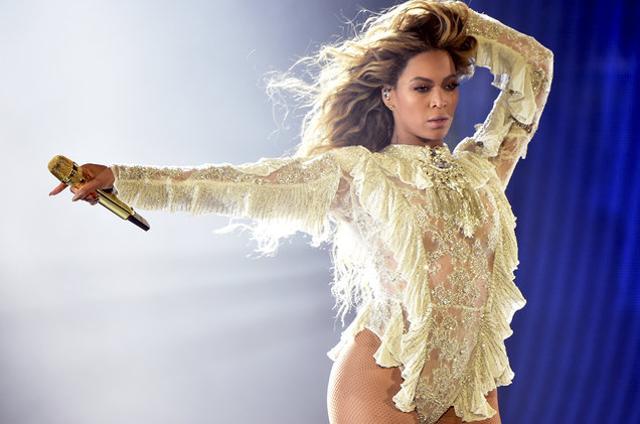 Beyonce performs during The Formation World Tour at the Rose Bowl on May 14, 2016. Beyonce performs during The Formation World Tour at the Rose Bowl on May 14, 2016.