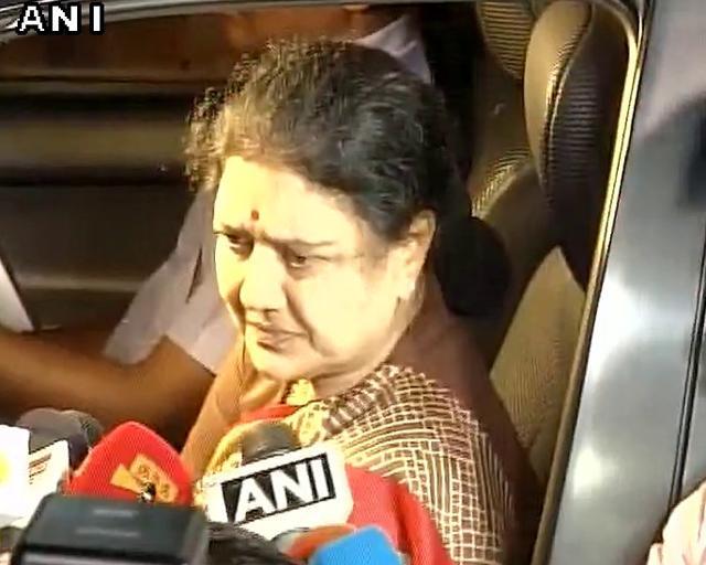 Sasikala returns to Poes Garden residence in Chennai. (ANI Photo) Sasikala returns to Poes Garden residence in Chennai. (ANI Photo)
