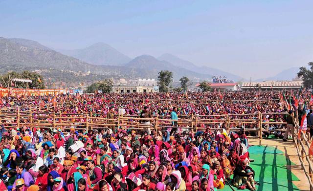BJP supporters attend Prime Minister Narendra Modi's Vijay Sankalp rally at Srinagar in Uttarakhand on Sunday. (PTI) BJP supporters attend Prime Minister Narendra Modi's Vijay Sankalp rally at Srinagar in Uttarakhand on Sunday. (PTI)
