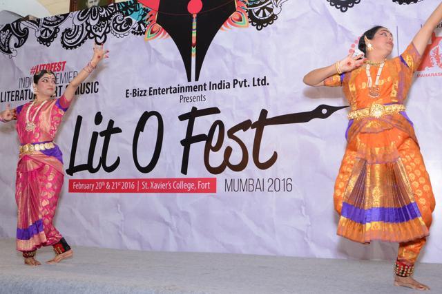 A dance performance during the opening ceremony of Lit O Fest 2016. (HT Photo) A dance performance during the opening ceremony of Lit O Fest 2016. (HT Photo)