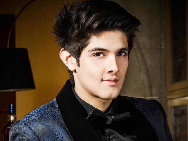 Rohan Mehra was shocked to know the girl he dated was two timing her.