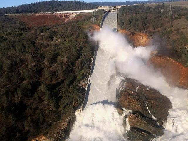 The damaged spillway with eroded hillside over the Oroville Dam. (Reuters Photo) The damaged spillway with eroded hillside over the Oroville Dam. (Reuters Photo)