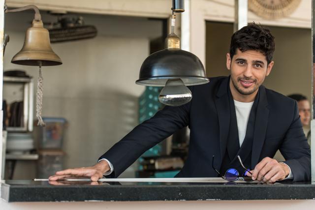 Sidharth Malhotra kissed a girl for the first time when he was in class nine or ten. (HT Photo) Sidharth Malhotra kissed a girl for the first time when he was in class nine or ten. (HT Photo)