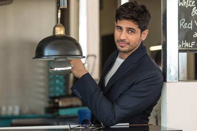 Sidharth Malhotra says a guy should do his homework well before approaching a girl. (HT Photo) Sidharth Malhotra says a guy should do his homework well before approaching a girl. (HT Photo)