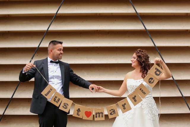 The results showed that married participants had lower cortisol levels than the never-married or previously-married people across the three-day period. (Shutterstock) The results showed that married participants had lower cortisol levels than the never-married or previously-married people across the three-day period. (Shutterstock)