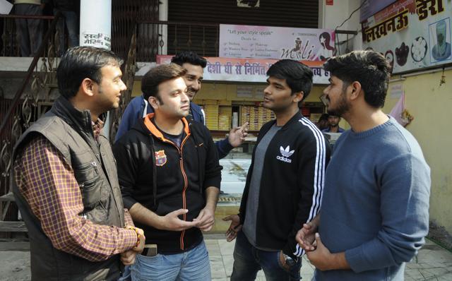 Youngsters insist they want to rise above caste and religion this election and vote for the best candidate. (HT Photo) Youngsters insist they want to rise above caste and religion this election and vote for the best candidate. (HT Photo)