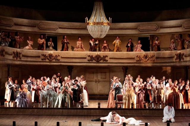 Amadeus. Amadeus.