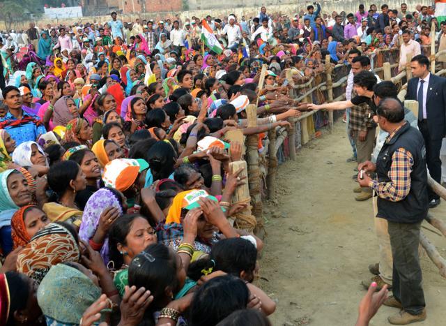 Priyanka Gandhi Vadra greets her supporters at a rally in Rae Bareli on Friday, February 17, 2017. (HT Photo) Priyanka Gandhi Vadra greets her supporters at a rally in Rae Bareli on Friday, February 17, 2017. (HT Photo)