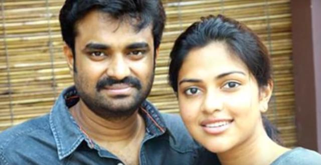 The couple in happier times. (YouTube) The couple in happier times. (YouTube)