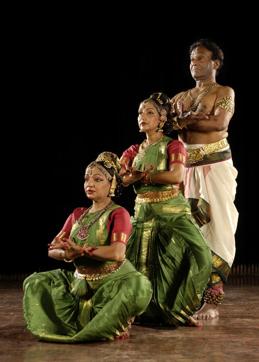 Experience an offering to Lord Shiva this Mahashivratri by renowned Kuchipudi dancers Raja Radha Reddy. Experience an offering to Lord Shiva this Mahashivratri by renowned Kuchipudi dancers Raja Radha Reddy.