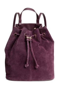 Mini backpack with suede details. This goes well with a crop top and denim shorts. (H&M) Mini backpack with suede details. This goes well with a crop top and denim shorts. (H&M)