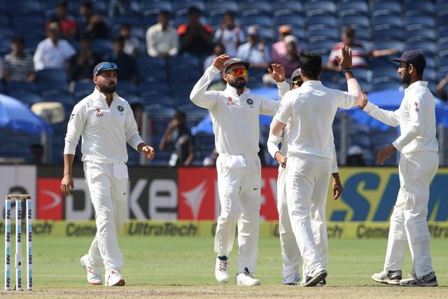 Umesh Yadav got the wicket of Matthew Wade but Steven Smith neared a century. Catch live cricket score of India vs Australia, day 3, here. (BCCI)
