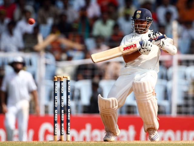 Sachin Tendulkar had anchored India’s record chase of 387 against England in Chennai in December, 2008 but also had vital supporting knocks from Virender Sehwag, Gautam Gambhir and Yuvraj Singh. Virat Kohli didn’t get that kind of support in the Pune Test. (Getty Images) Sachin Tendulkar had anchored India’s record chase of 387 against England in Chennai in December, 2008 but also had vital supporting knocks from Virender Sehwag, Gautam Gambhir and Yuvraj Singh. Virat Kohli didn’t get that kind of support in the Pune Test. (Getty Images)