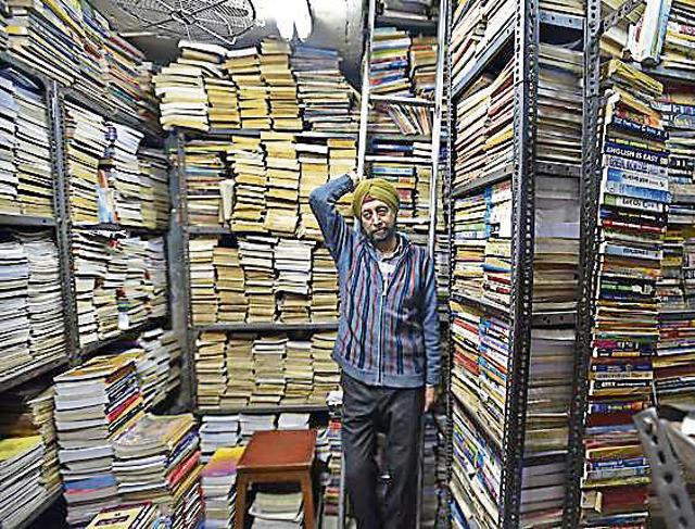 Charanjit Singh’s book shop in is among the largest book markets in the entire city. (Raj K Raj/HT PHOTO) Charanjit Singh’s book shop in is among the largest book markets in the entire city. (Raj K Raj/HT PHOTO)